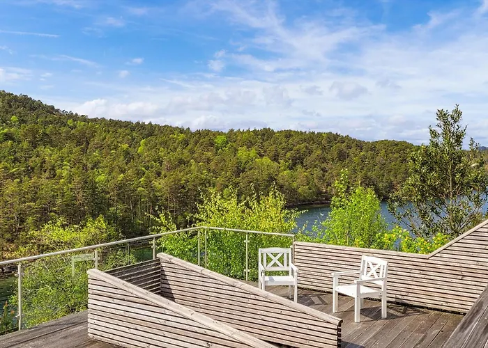 Front In Forde I Hordaland *