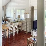Awesome Home In Forde I Hordaland With Wifi بيت للعطل *