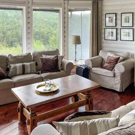 3 Bedroom Beautiful In Forde I Hordaland Erve