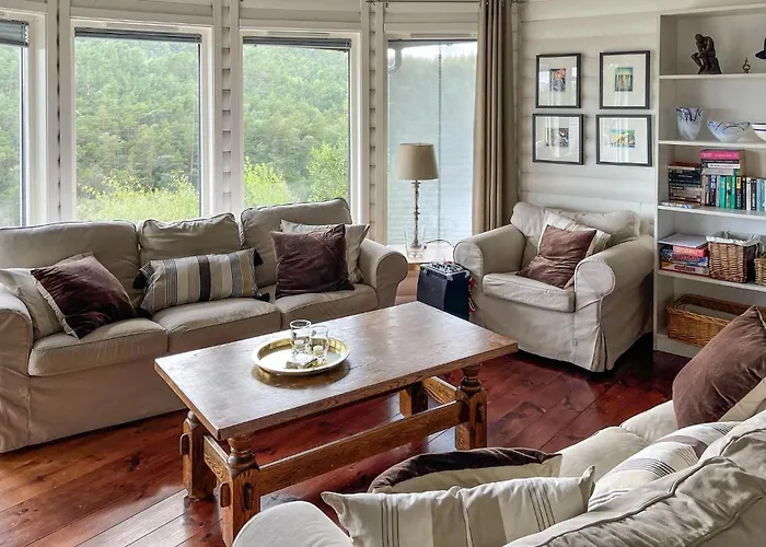 Front In Forde I Hordaland Erve